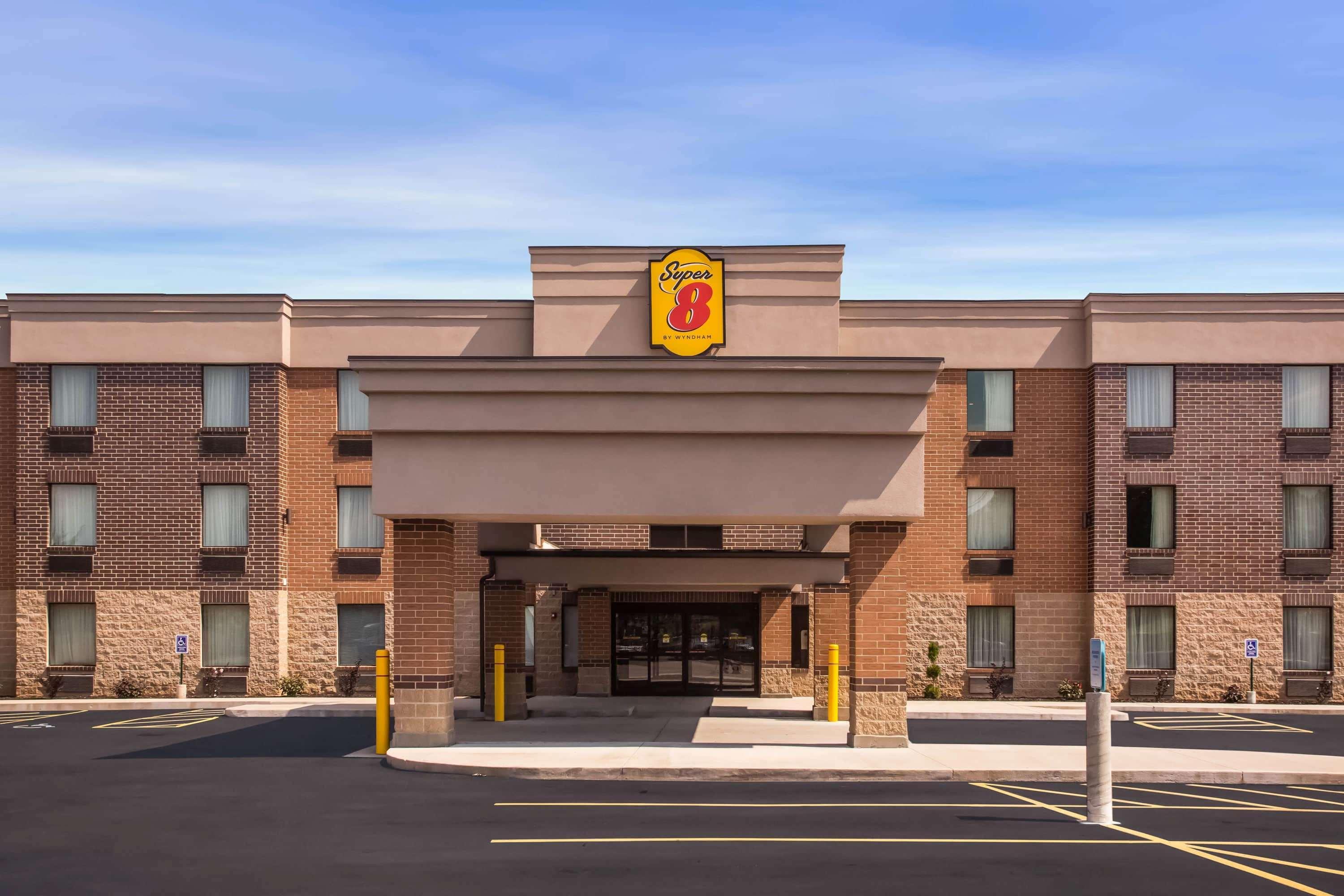 Hotel Super 8 By Wyndham St. Louis North Exterior foto