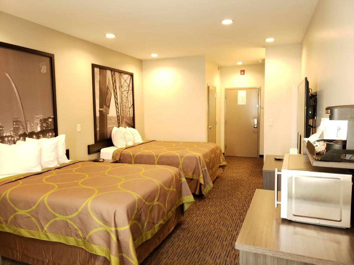 Hotel Super 8 By Wyndham St. Louis North Exterior foto